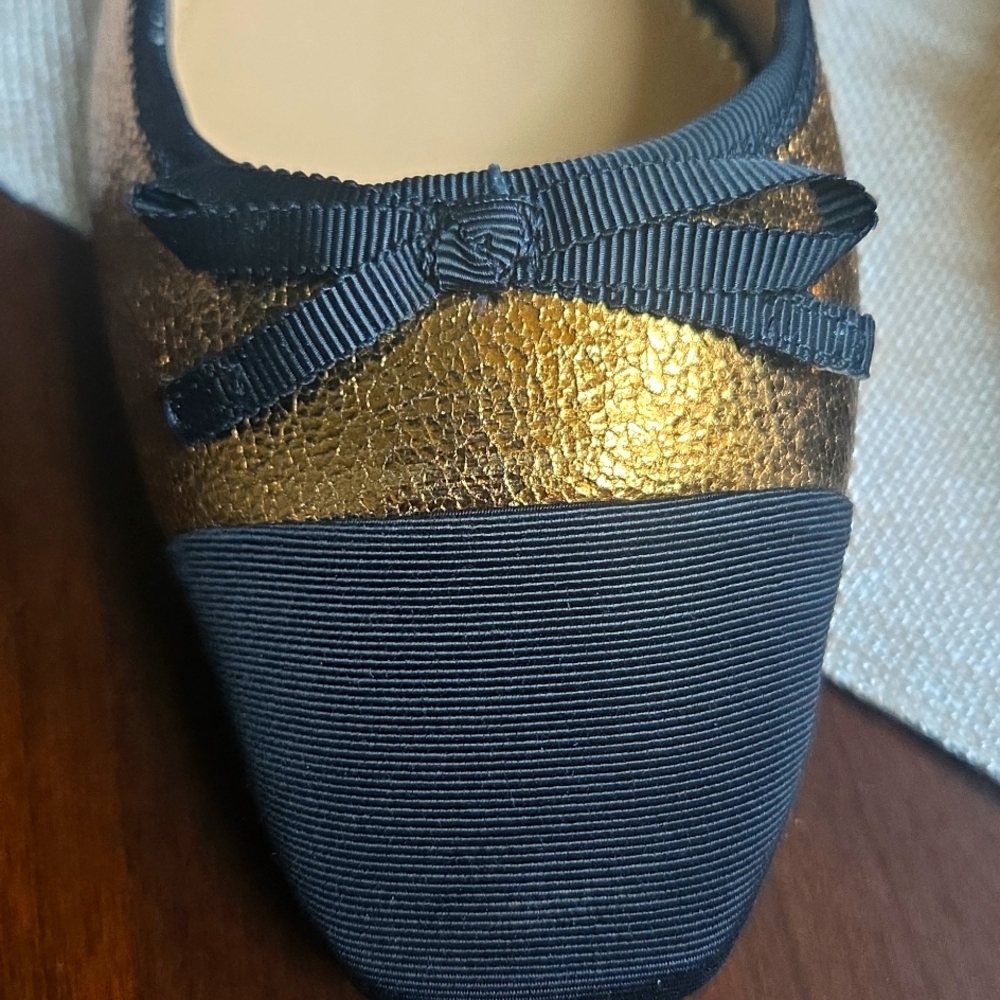 Boden Gold and Black Bow Flats. NWT. Beautiful! - Picture 6 of 11